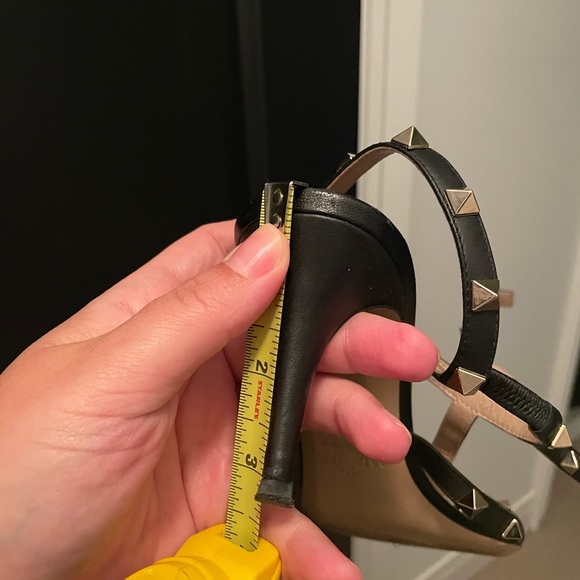 VALENTINO SANDALS WITH KITTEN HEEL - Picture 10 of 10